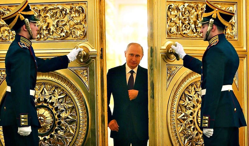 Vladimir Putin, russia, vladimir, golden, putin, kremlin, doors, president, HD wallpaper