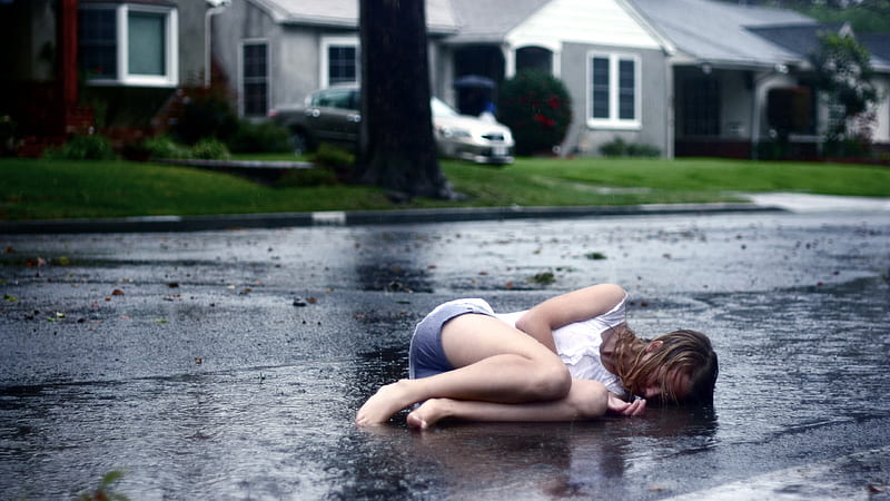 Sad Looking Girl Is Lying Down On Road Depression, HD wallpaper