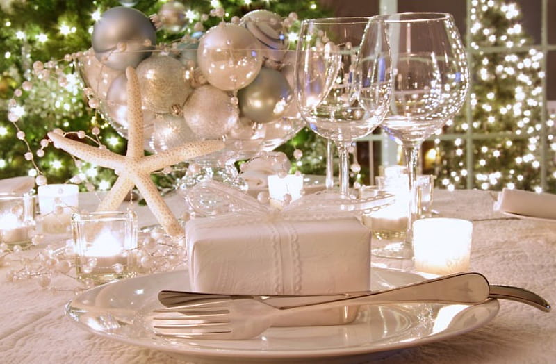 ๑๑ One Glowing Christmas ๑๑, bonito, sparkle, hope, ambiance, love, bright, siempre, arrangement, light, centerpiece, cozy, present, warm, christmas, pure, table setting, gift, believe, candles, classy, sophisticated, balls, heart, entertainment, always, fashion, white, HD wallpaper