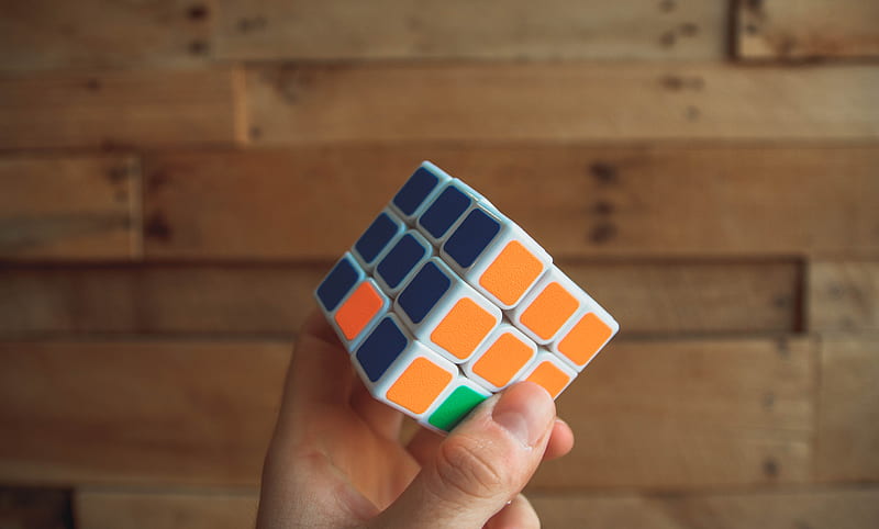 person holding 3x3 Rubik's Cube, HD wallpaper