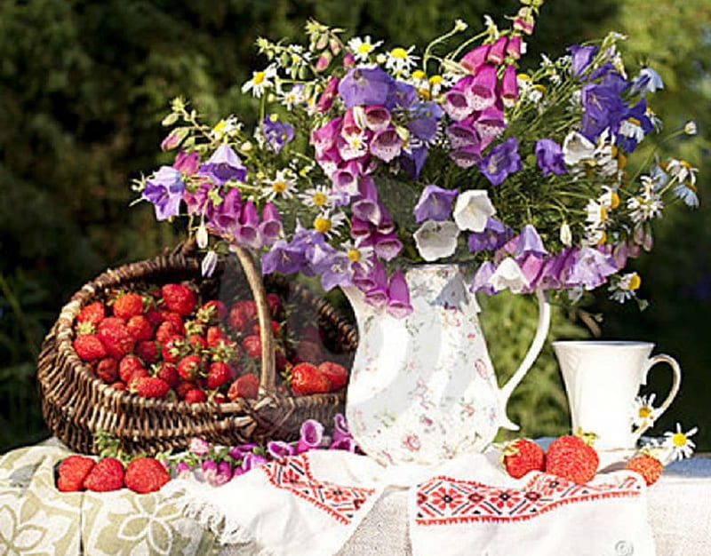 garden tea and strawberries, still life, strawberries, garden, spring, tea, flowers bouquet, HD wallpaper