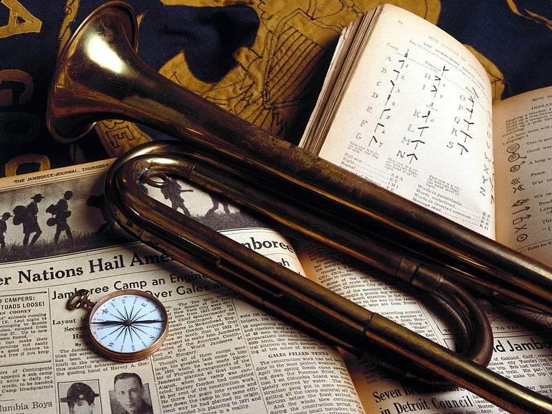 Old Trumpet, instrument, books, music, copper, trumpet, ghraphy, artifact, old, HD wallpaper