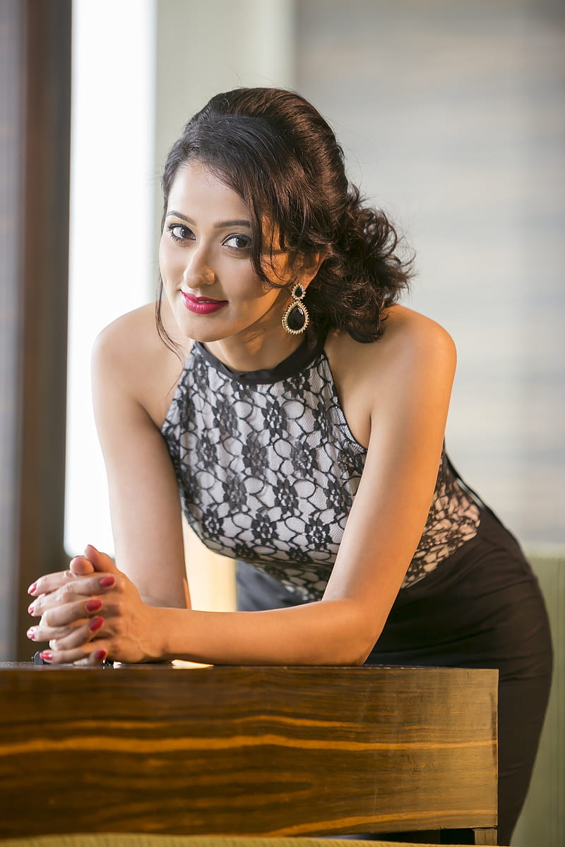 Radhika Chetan, indian actress, model, HD phone wallpaper