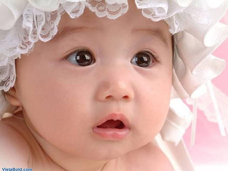 Asian-baby: Bạn đã bao giờ nhìn thấy một em bé Á đỏi non cùng nụ cười thật tươi tắn? Hãy xem những hình ảnh về bé gái hay bé trai Á đông đáng yêu nhất, tạo nên sự kết nối giữa các nền văn hóa khác nhau.