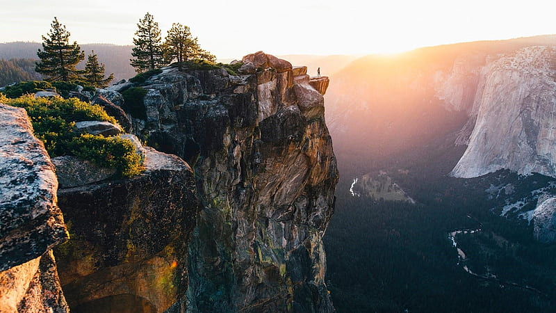 Fearless Hiker, horizon, CA, fearless, sunshine, canyon, trees, Yosemite National Park, HD wallpaper