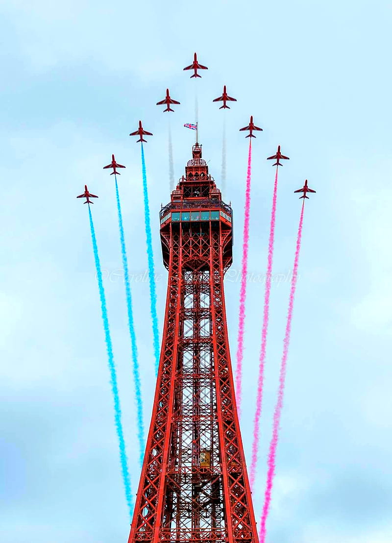 Arrows tower, red arrows, tower, blackpool, HD phone wallpaper