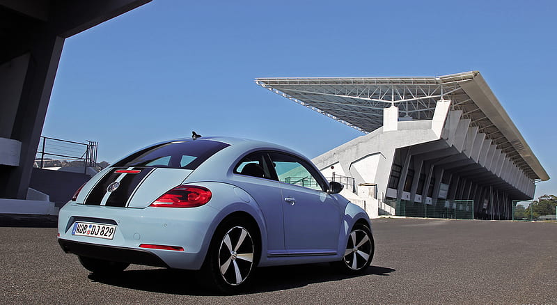 2012 volkswagen beetle azul claro con rayas - trasero, coche, Fondo de  pantalla HD | Peakpx