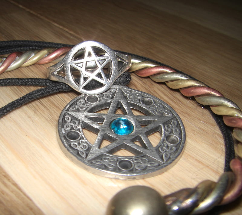 Pentagram jewelry, pagan, pent, pentacle, wicca, HD wallpaper
