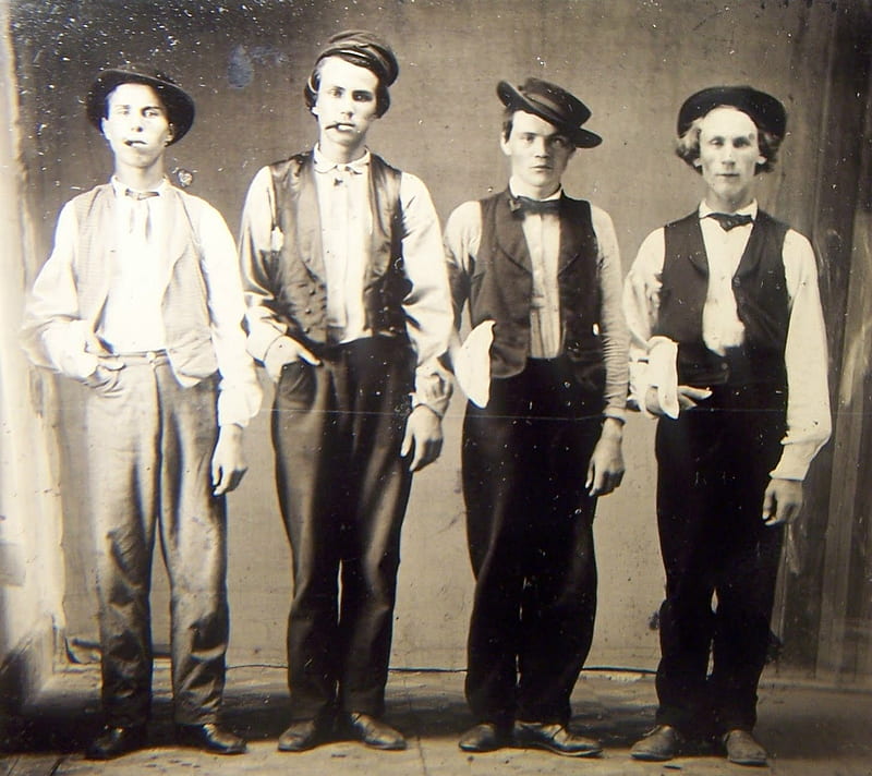 From left to right - Billy the Kid, Doc Holliday, Jesse James & Charles Bowdre (1879), Jesse james, Wild West, Outlaws, Billy the Kid, Charles Bowdre, Doc Holliday, HD wallpaper