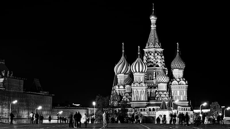 Kremlin at night, architecture, graph, kremlin, black and white, wall, lights, building, nightscene, russia, people, graphing, graphs, night, HD wallpaper