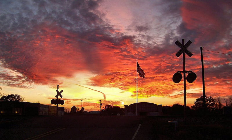 Prelude to 2012, railroad, crossing, small town, sunset, oil city, old glory, sky, HD wallpaper