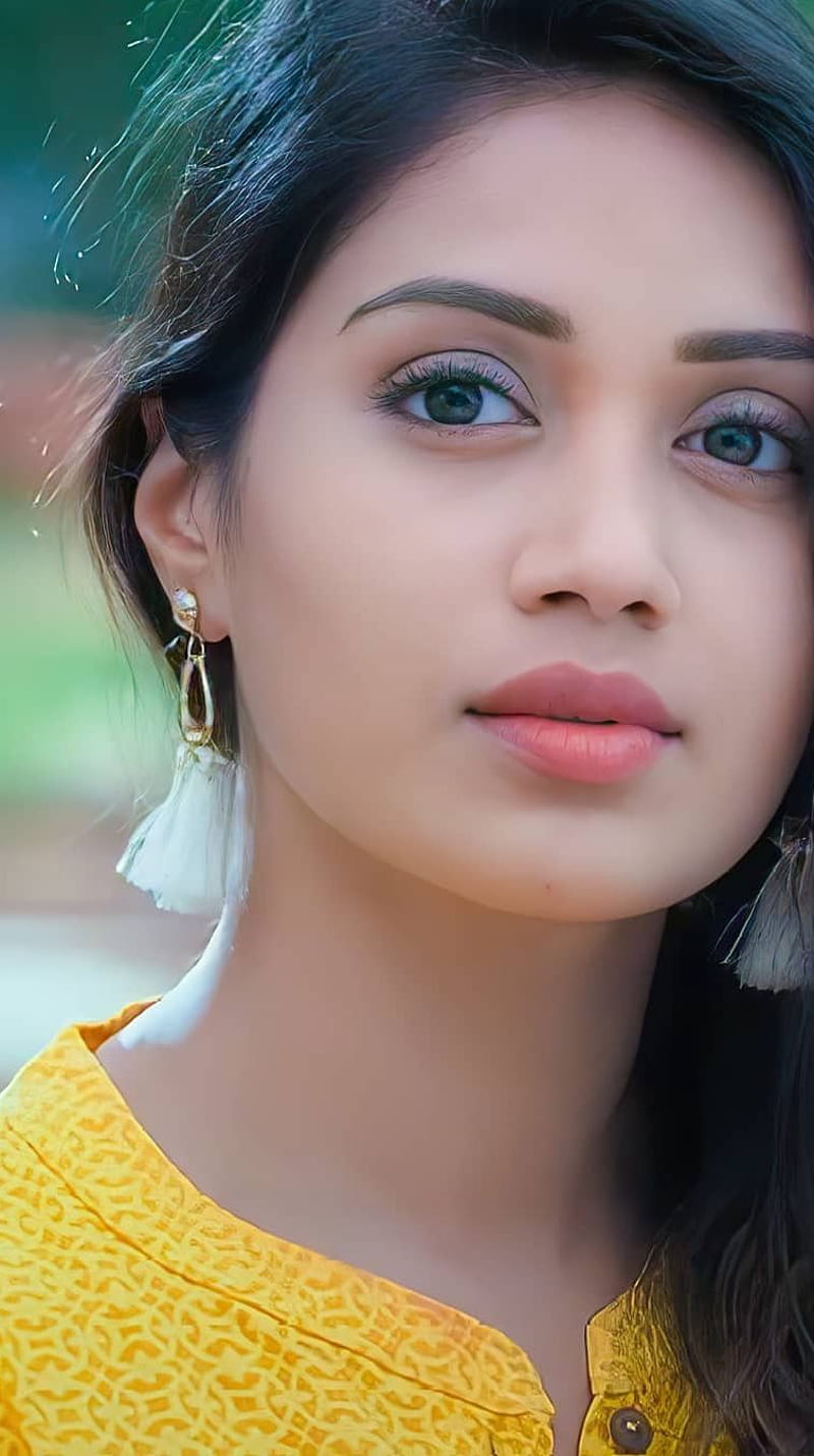 Nivetha Pethuraj, tamil actress, model, HD phone wallpaper | Peakpx