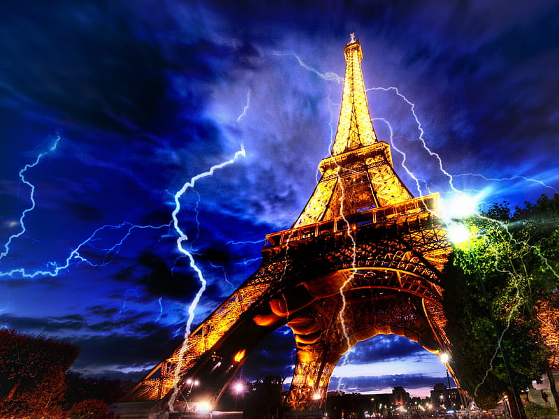 Eiffel Dramatic Scene, paris, city, eiffel, dramatic, HD wallpaper