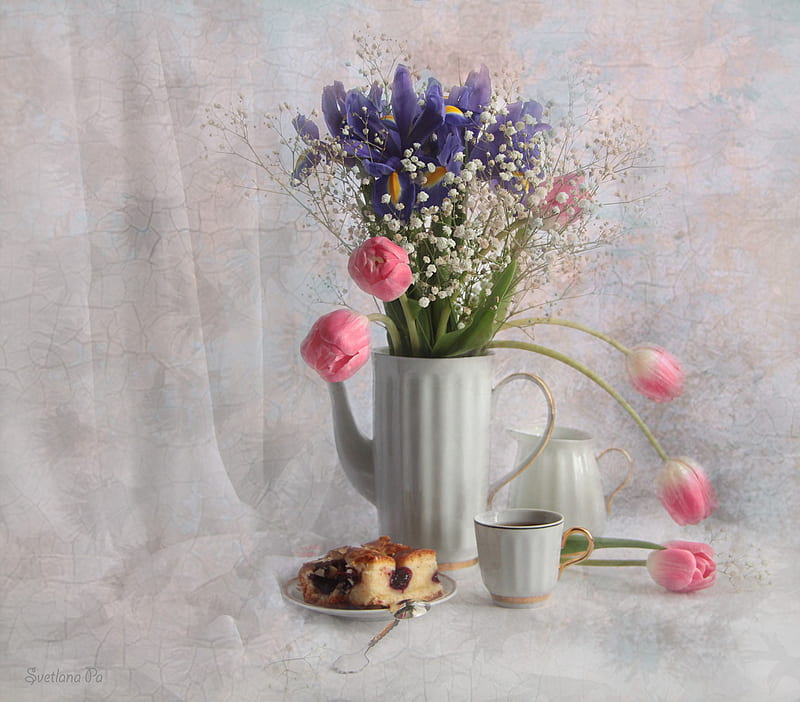 still life, cake, bonito, gently, tea, graphy, nice, flowers, drink, tulips, tulip, harmony elegantly, cool, bouquet, coffee, cup, flower, irises, kettle, HD wallpaper