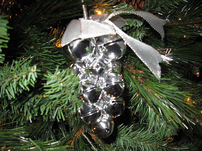 CHIME SILVER BELLS, ornaments, christmas, xmas, bells, HD wallpaper