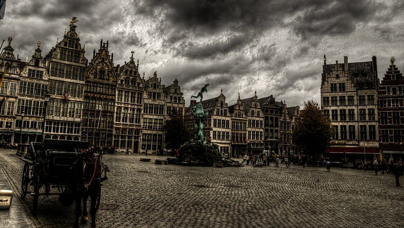 storm clouds over city square in antwerp belgium r, fountain, city, statue, aquare, cobblestones, r, clouds, storm, HD wallpaper