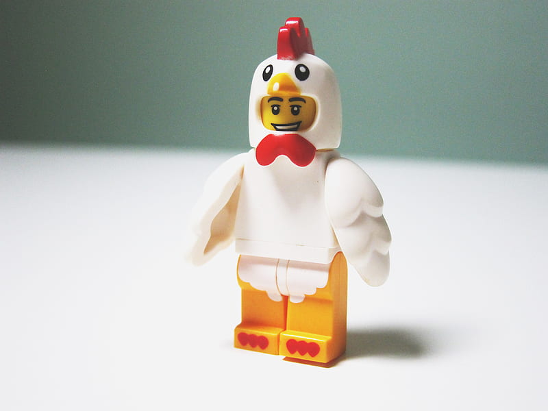 LEGO chicken minifig on table, HD wallpaper