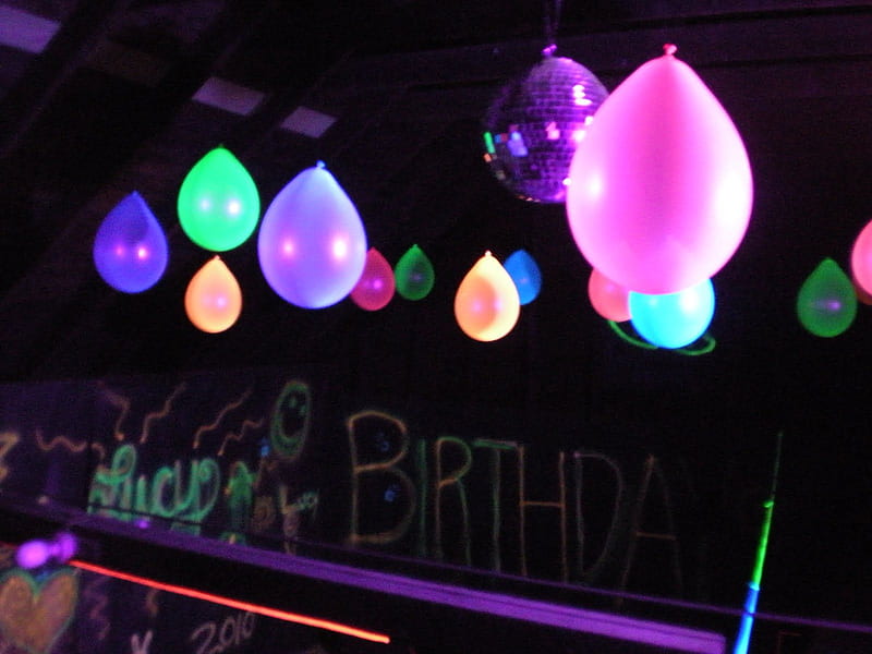 Technicolor Dreams: Sweet 16 Black Light Highlighter Party. Blacklight Party, Glow Party, Glow Stick Party, HD wallpaper
