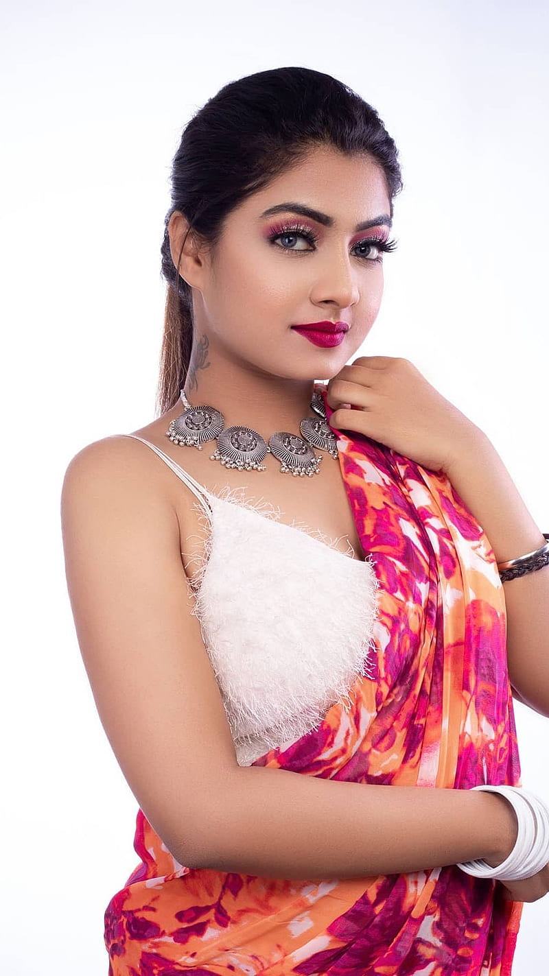 Vaishnavi , kannda actress, saree lover, HD phone wallpaper