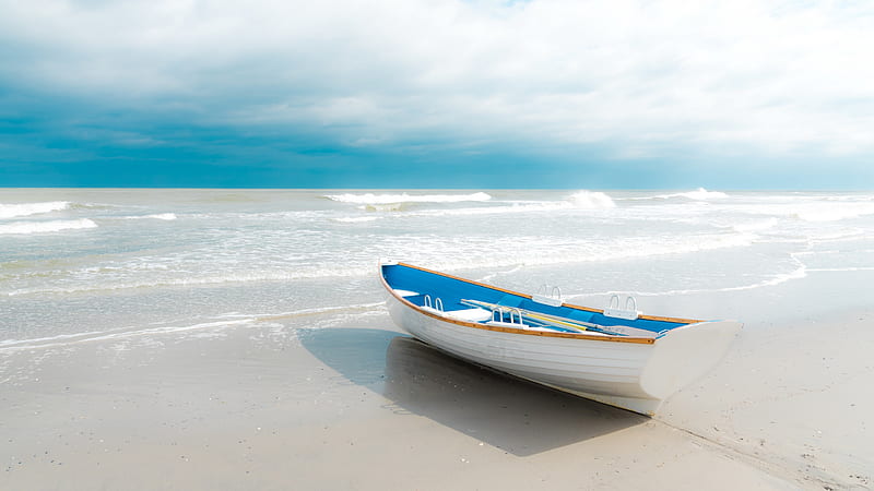 Boat On Sea Shore Under Blue And Cloudy Sky Nature, HD wallpaper