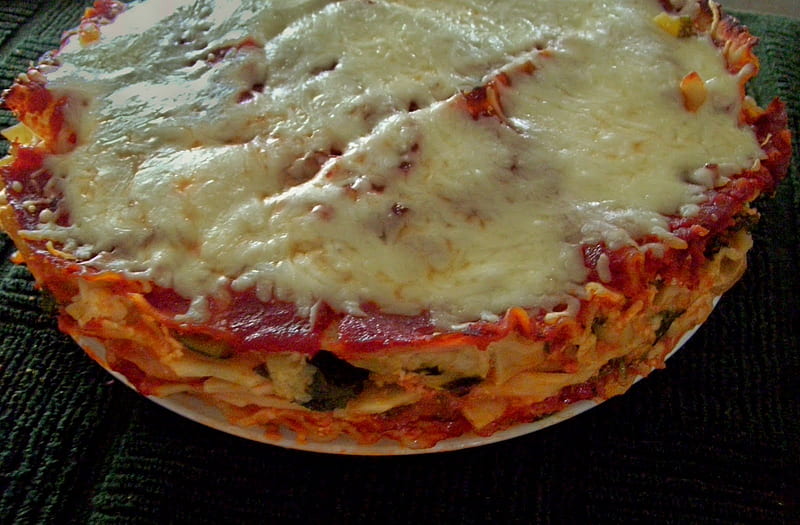 Lasagnia Pie, tomato sauce, pie, lasagnia, food, HD wallpaper