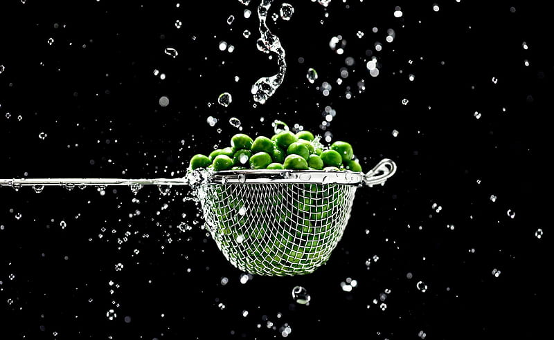 Green Peas Ultra, Food and Drink, Green, desenho, Water, Clean, Peas, waterdrops, wash, strainer, sieve, HD wallpaper