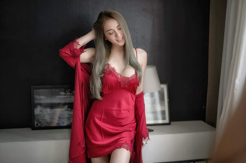 Soraya Upaiprom in Red, model, robe, dress, blonde, smile, HD wallpaper