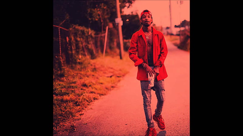 21 Savage Is Wearing Red Shirt And Blue Jeans Walking On Road 21 Savage, HD  wallpaper