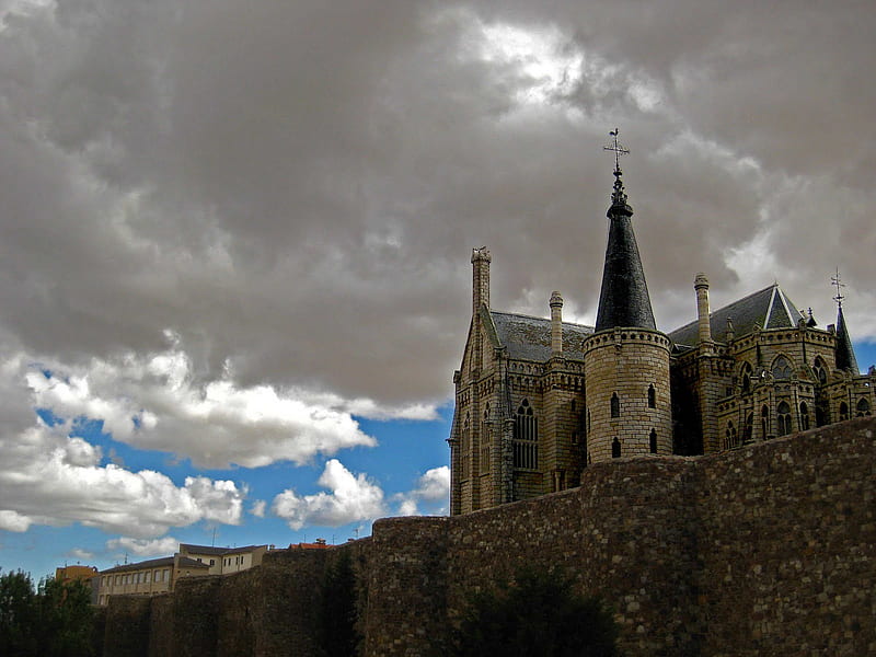 Episcopal Palace in Astorga Spain, architecture, church, palace, episcopal, sky, clouds, spain, classic, astorga, HD wallpaper