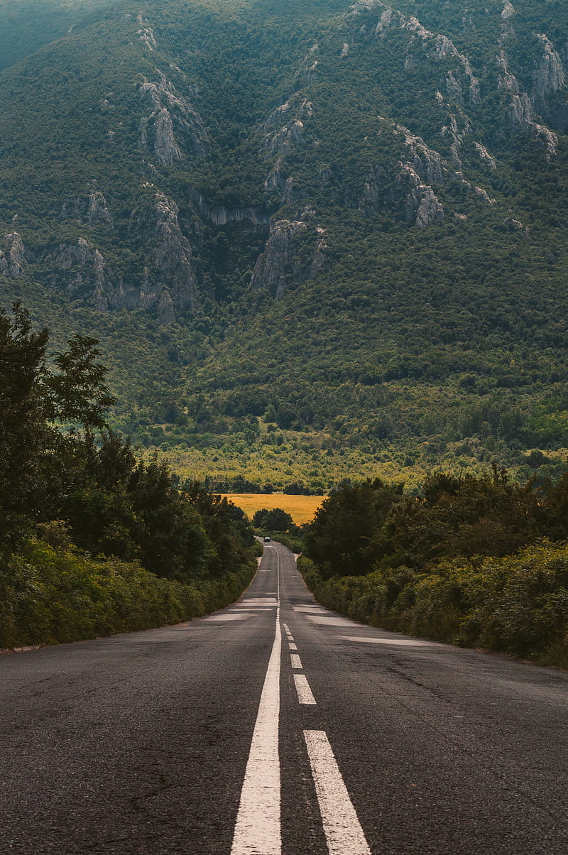 wide road towards mountain during daytime, HD phone wallpaper
