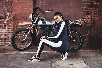 kylie jenner puma suede