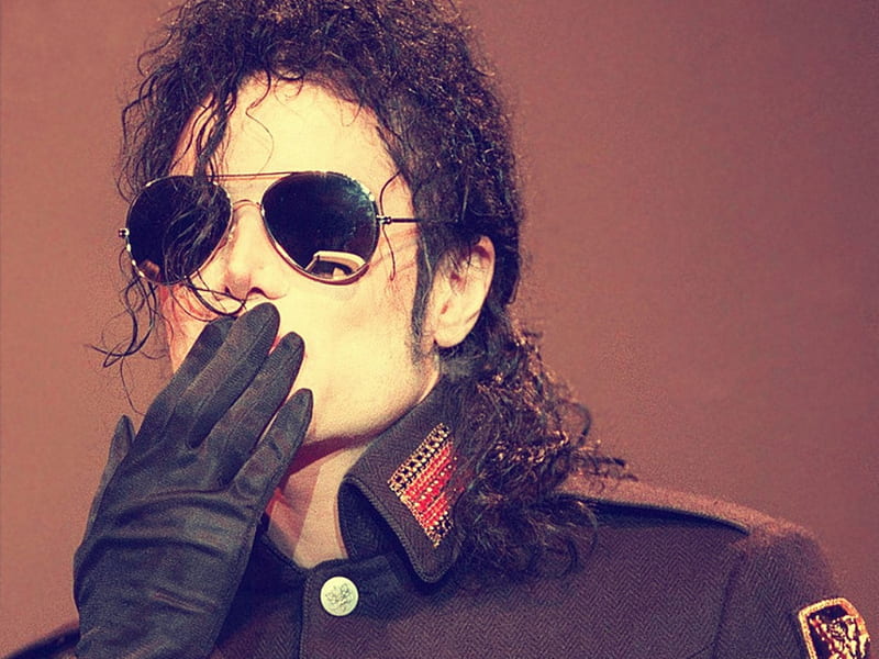 Going to send a kiss ;), michael jackson, special, my angel, the best, king of pop, genius, magic, singer, i love you, kiss, dancer, sunglasses, glove, mj, love, legend, HD wallpaper