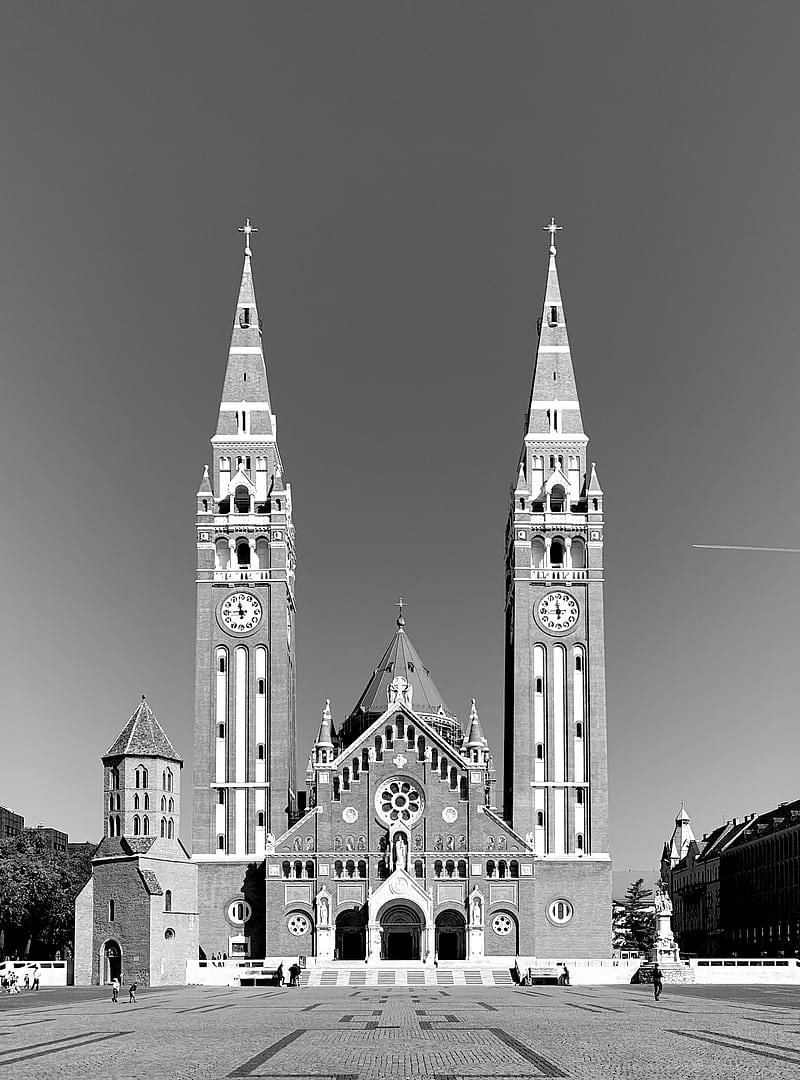 Szeged Dom Square, architecture, assassins, black and white, building, cathedral, church, fate, hungary, unity, HD phone wallpaper