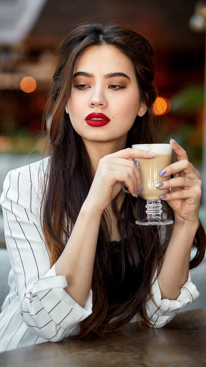 What to do now, bonito, beauty, cafe, girl hot chocolate, portrait, red lips, thinking, HD phone wallpaper