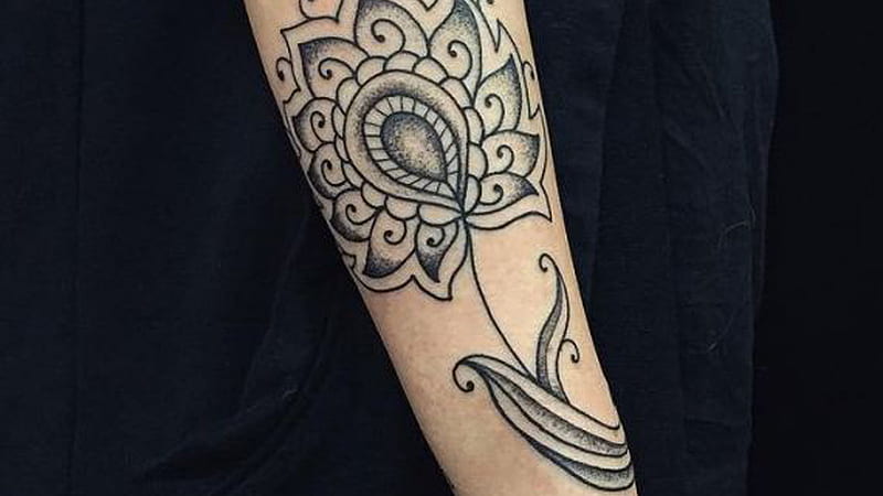 Tatuaje de flor en el brazo para mujer negro tatuajes de flores, Fondo de  pantalla HD | Peakpx