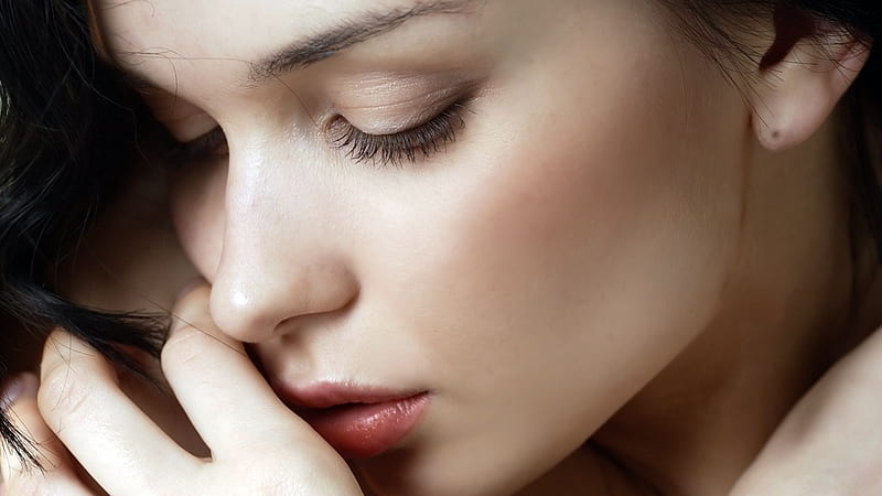 https://w0.peakpx.com/wallpaper/652/151/HD-wallpaper-sleeping-beauty-sensual-stunning-ukrainian-beautiful-woman-sweet-hazel-eyes-hot-beauty-face-gorgeous-black-hair-jenya-model-ukraine-katie-fey-soft-delicate-sexy-sleeping-cute-brunette.jpg