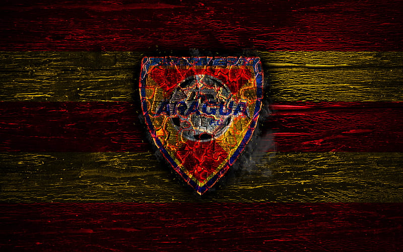 Aragua FC, fire logo, La Liga FutVe, red and yellow lines, Venezuelan football club, grunge, Venezuelan Primera Division, football, soccer, Aragua logo, wooden texture, Venezuela, HD wallpaper