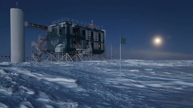 antarctic observatory in a perpetual night, moon, observatory, antarctica, flag, night, cold, HD wallpaper
