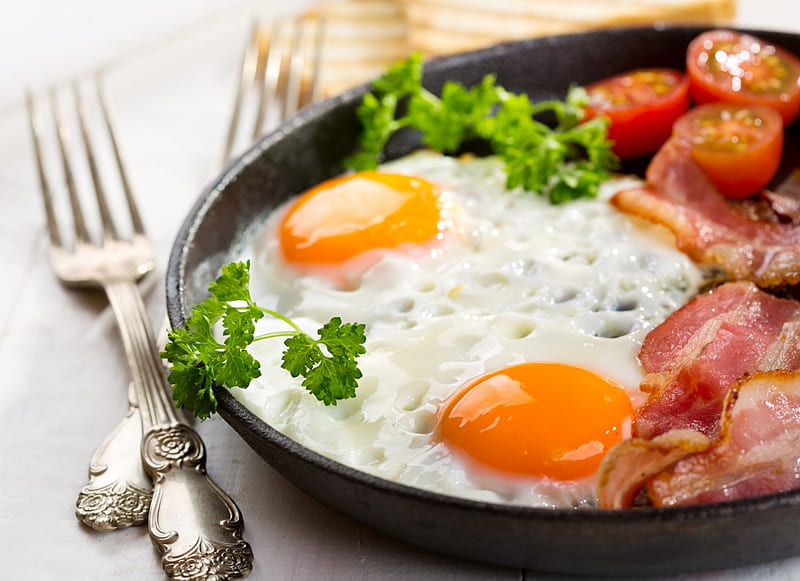 Fried egg and bacon, egg, breakfast, bacon, food, HD wallpaper