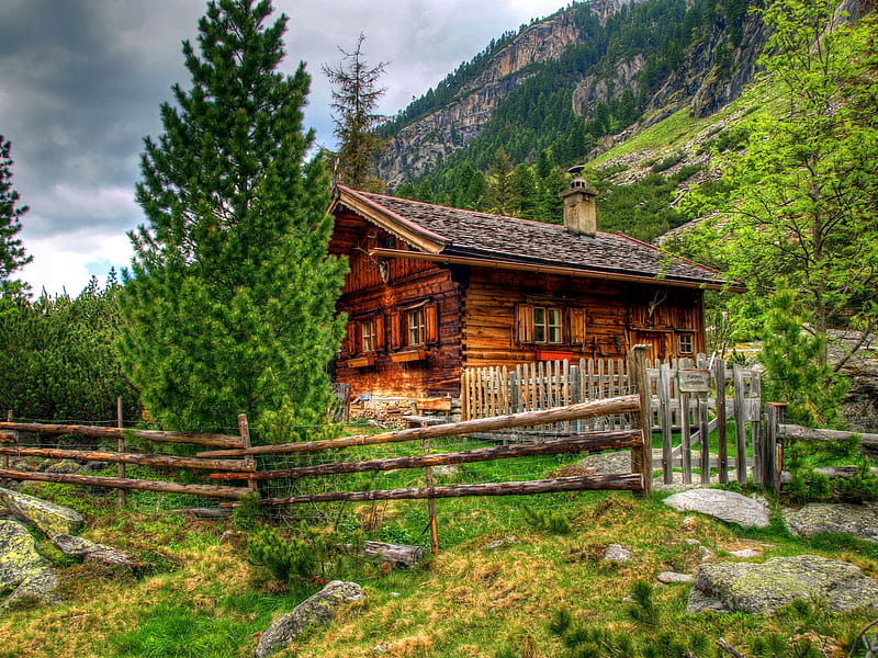 Mountain cabin, fence, hut, house, grass, cottage, home, cabin, bonito, villa, clouds, mountain, nice, calm, hills, quiet, lovely, greenery, sky, trees, slope, peaceful, summer, nature, wooden, HD wallpaper