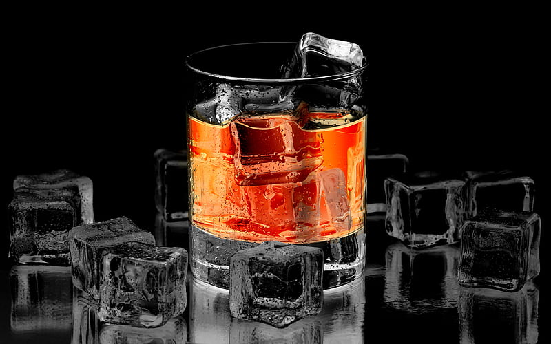 glass of whiskey ice cubes, water, alcohol, whiskey, ice, whiskey on black backgound, HD wallpaper