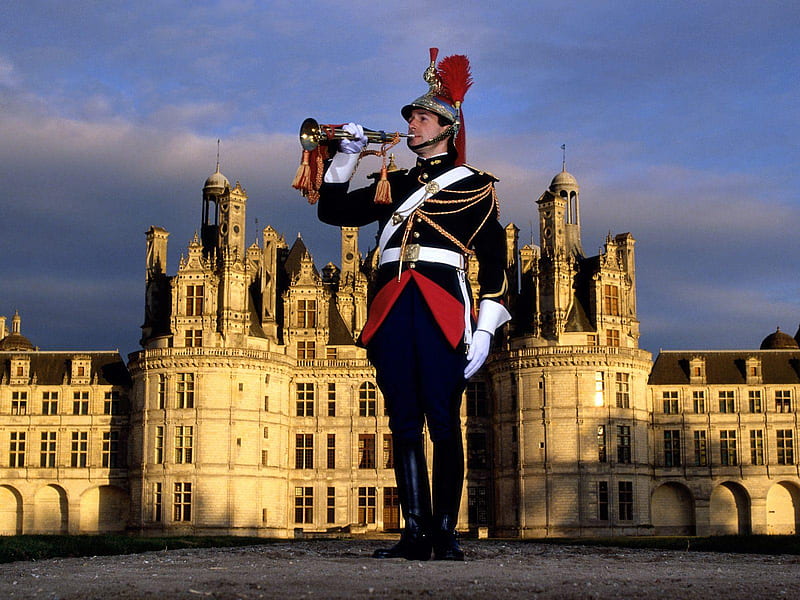 Chambord castle,France, architecture soldier, french, man, wall building, monument, big, uniform, france chambord, castle, HD wallpaper