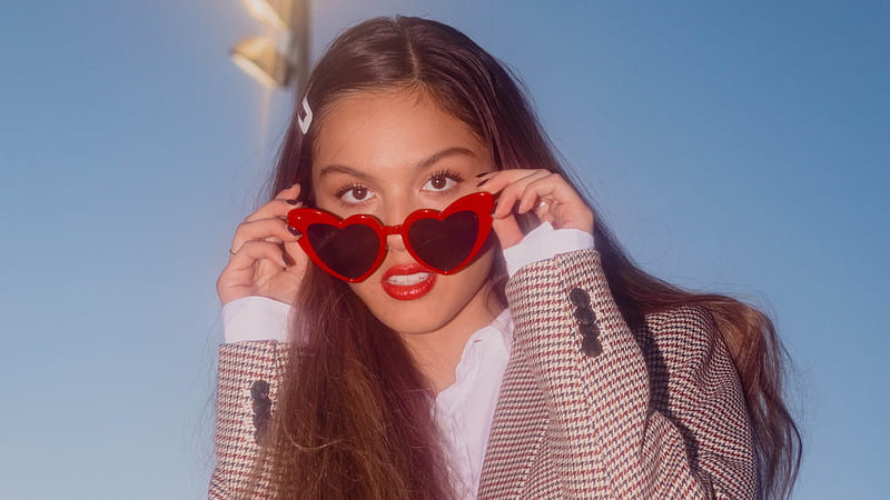 Celebrity, Olivia Rodrigo, American, Actress, Singer, Brunette, Sunglasses, HD wallpaper