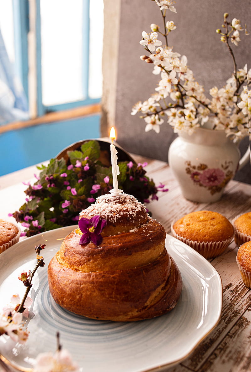 cupcake, candle, flowers, dessert, HD phone wallpaper