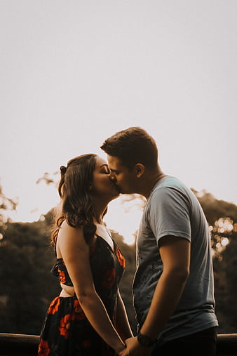 Forehead kiss is better then any other... - Cute couple goals | Facebook