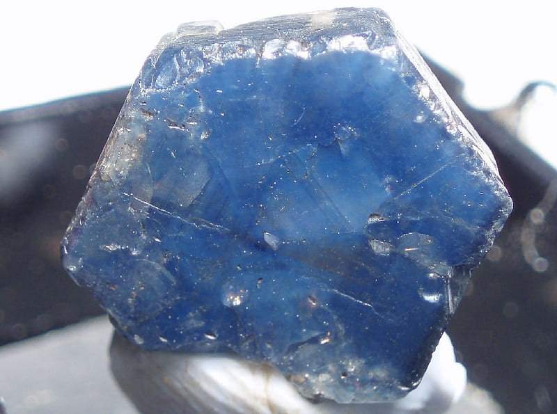 Sapphire rought, mineral, september, birthstone, corundum, crystal, sapphire, HD wallpaper