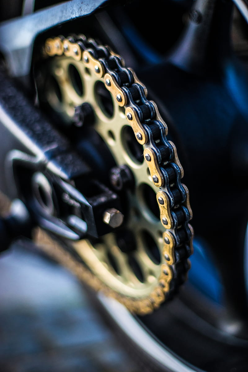 selective focus graphy of gold sprocket, HD phone wallpaper