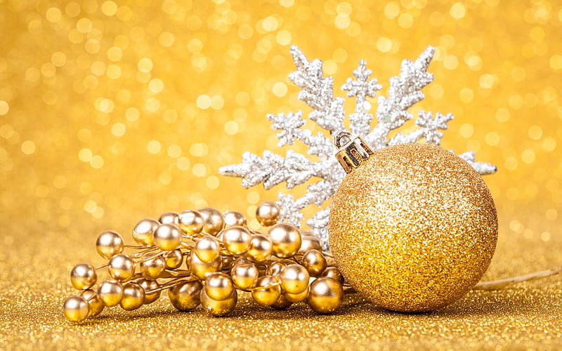 New Year, bright snowflake, yellow Christmas balls, Christmas ...