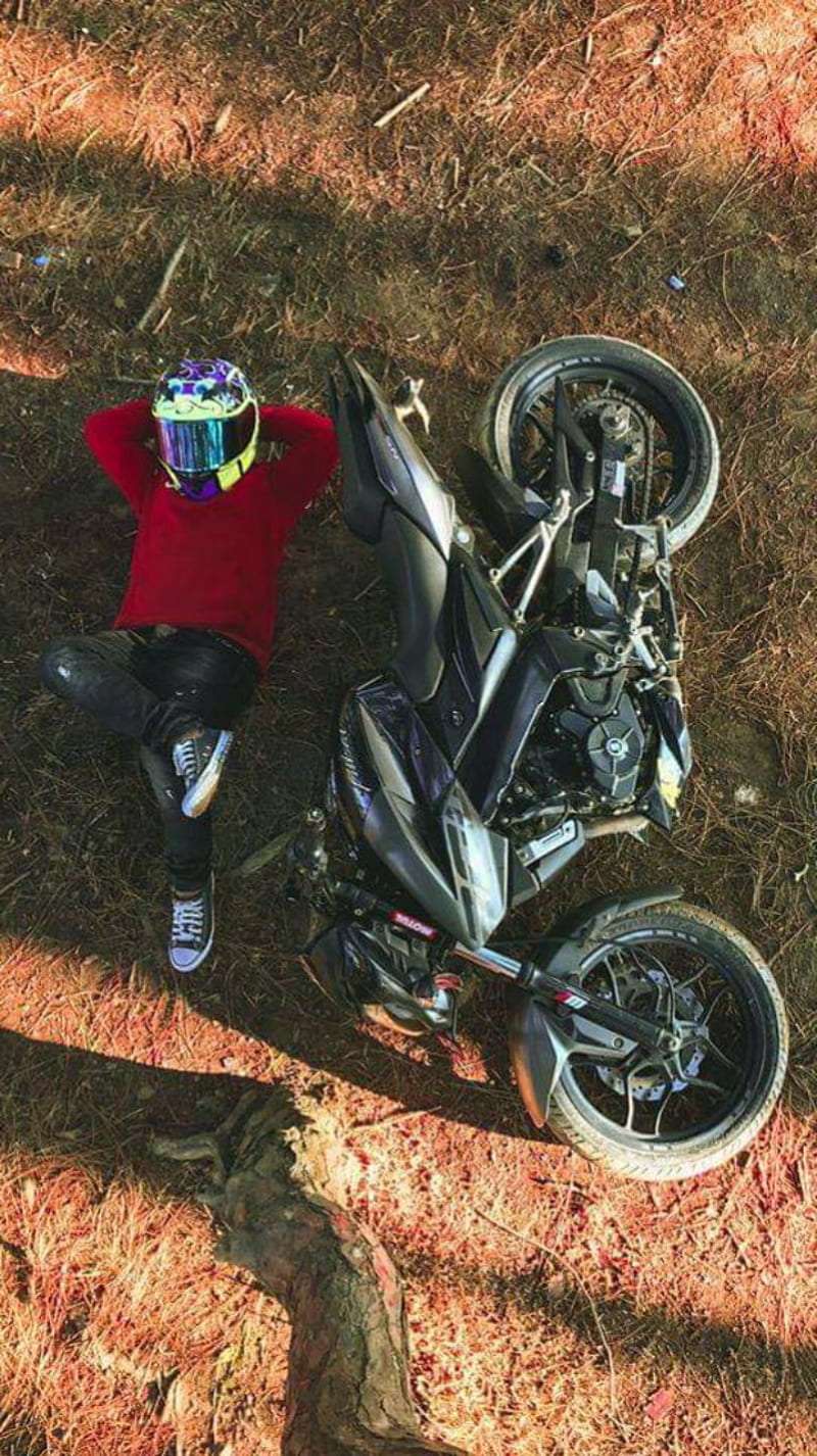 Motocicleta, actitud, casco, HD phone wallpaper | Peakpx