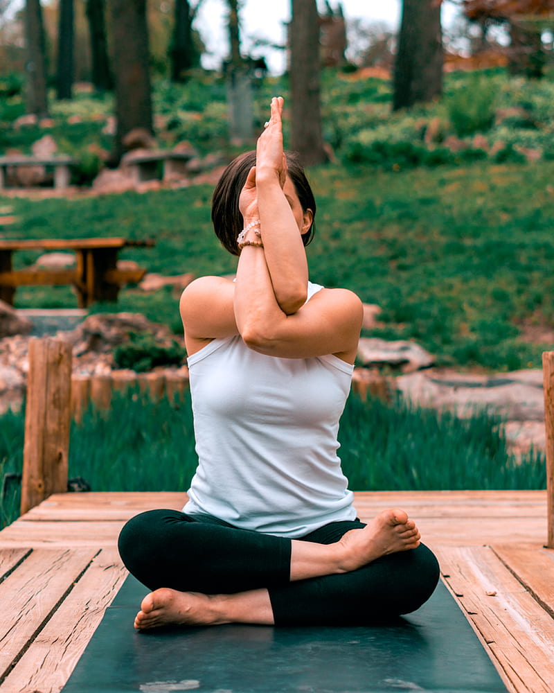woman performing yoga, HD phone wallpaper